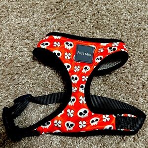 Fuzzyard dog harness leash halloween skull bones Medium NWOT